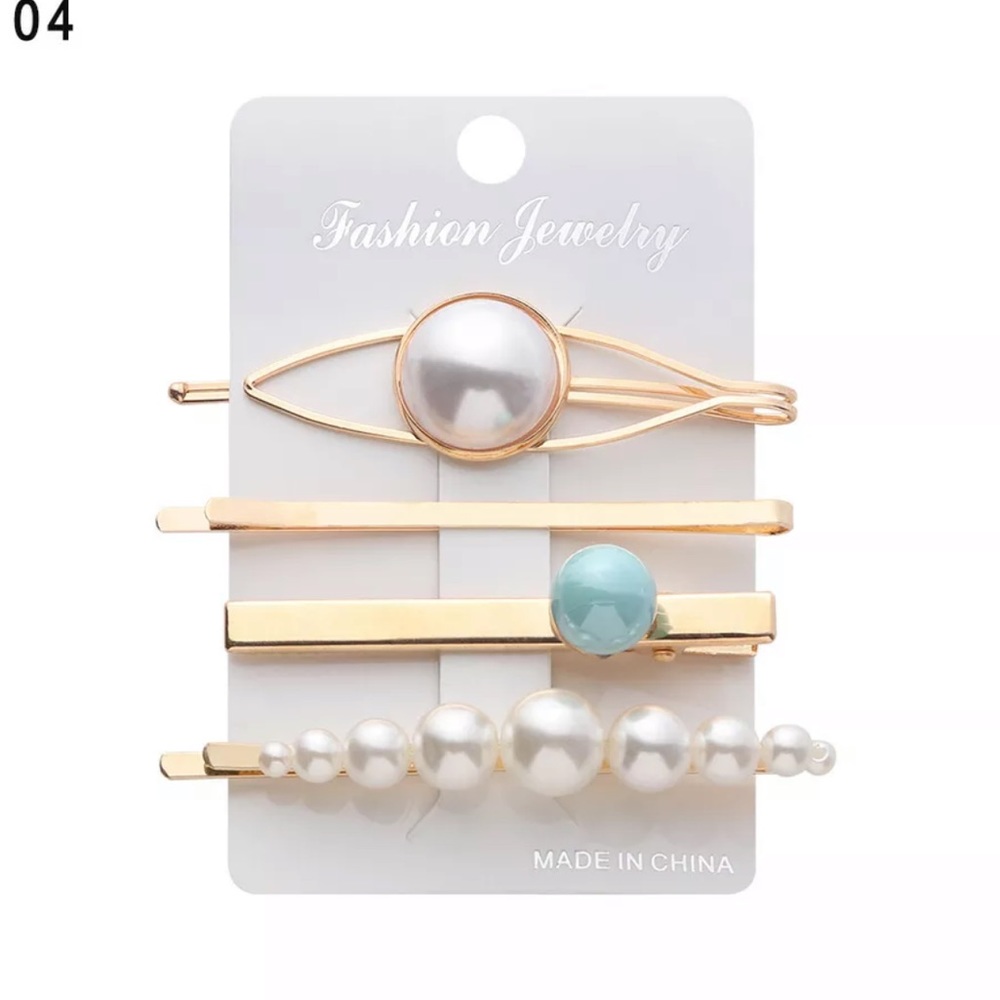 🦋Hair Barrette Set🦋 - Picture 1 of 6